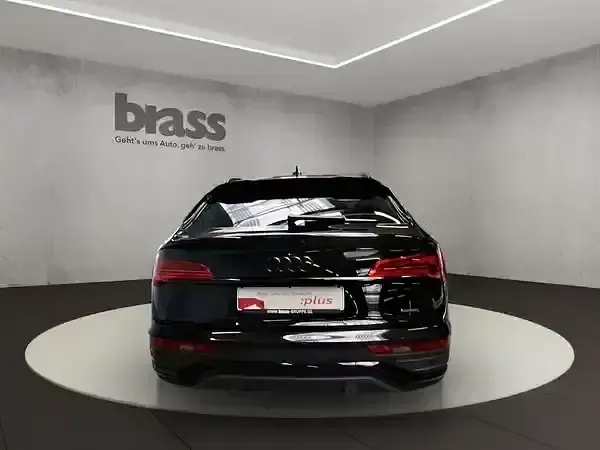 Gebraucht Audi Q5 Ambiente 204 PS (150 kW) 2023 Mythosschwarz metallic SUV