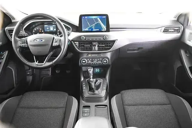 Używany Ford Focus Titanium 125 KM (91 kW) 2022 Szary Kombi