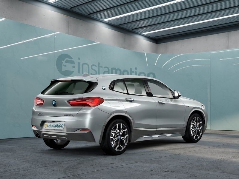 Gebraucht BMW X2 Sport Line 220 PS (161 kW) 2024 Grau SUV