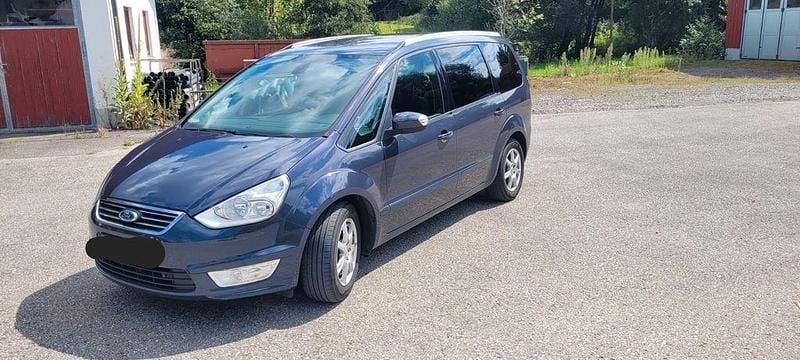 Gebraucht Ford Galaxy Titanium 163 PS (119 kW) 2012 Blau Van / Kleinbus