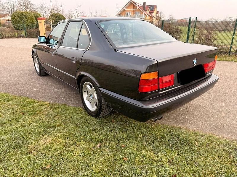 Gebraucht BMW 535 Performance 211 PS (155 kW) 1992 Schwarz Limousine