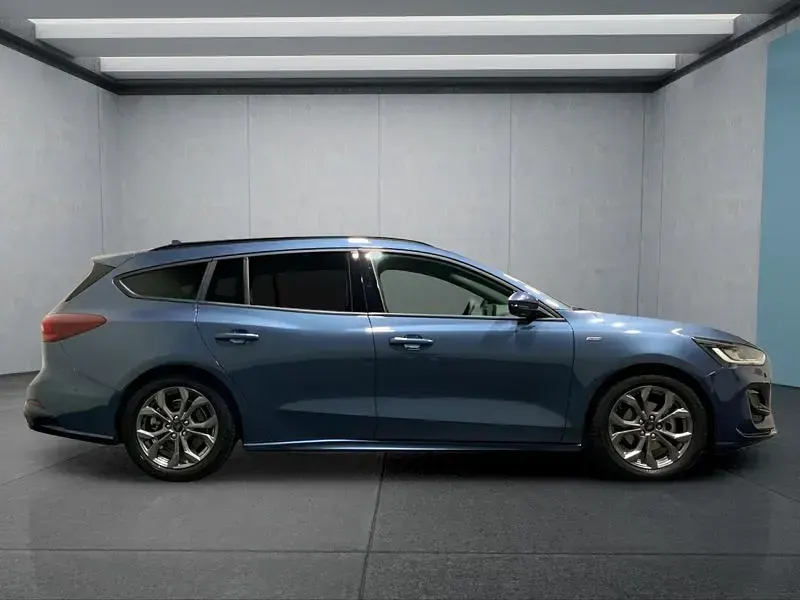 Usata Ford Focus ST-Line X 155 CV (114 kW) 2024 Blu Station wagon