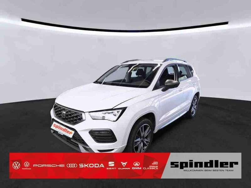 "nevada" weiss Gebraucht 2023 Seat Ateca FR SUV | 26.940 € (Guter Preis) - Bild 1/3