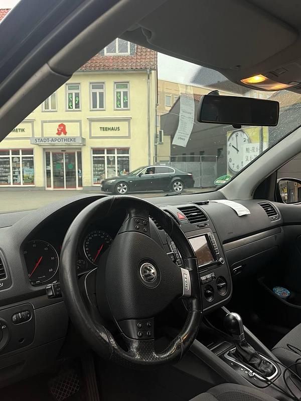 Usata VW Golf 130 CV (95 kW) 2005 Nero Coupé