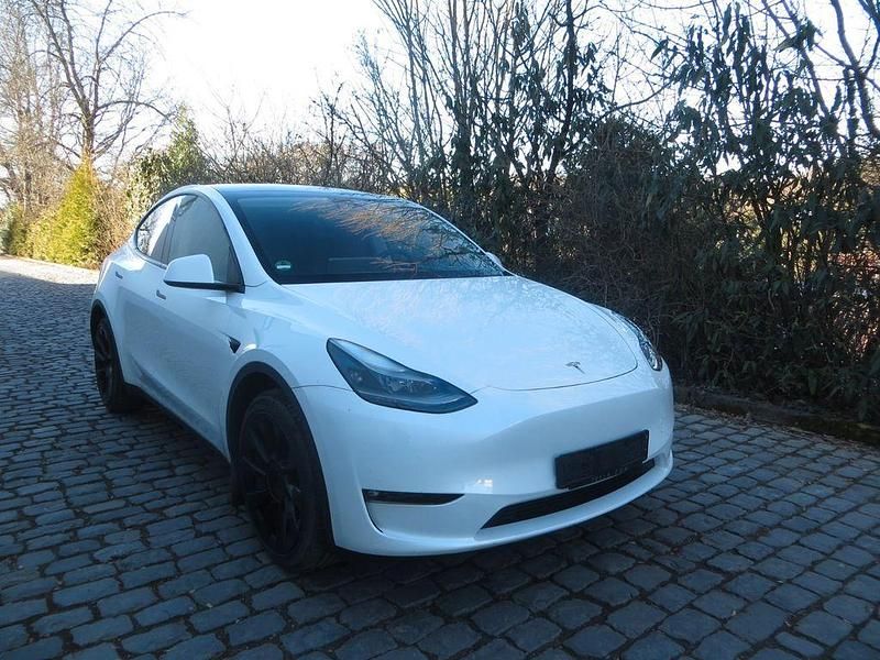 Gebraucht Tesla Model Y 378 kW (514 PS) 2024 Weiß SUV