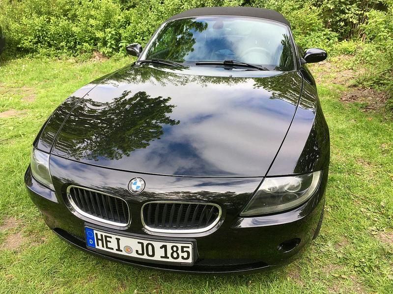 Gebraucht BMW Z4 150 PS (110 kW) 2005 Schwarz Cabrio