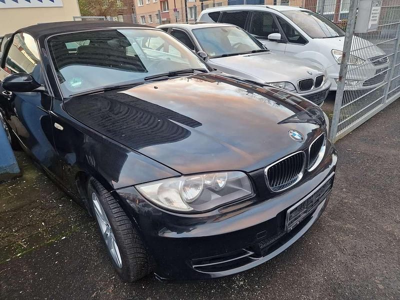 Gebraucht BMW 118 Cabriolet 143 PS (105 kW) 2009 Black sapphire metallic Cabrio