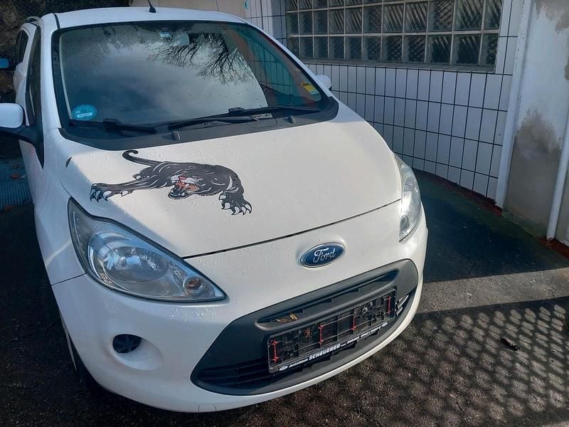 Gebraucht Ford Ka 69 PS (50 kW) 2013 Weiß Kleinwagen