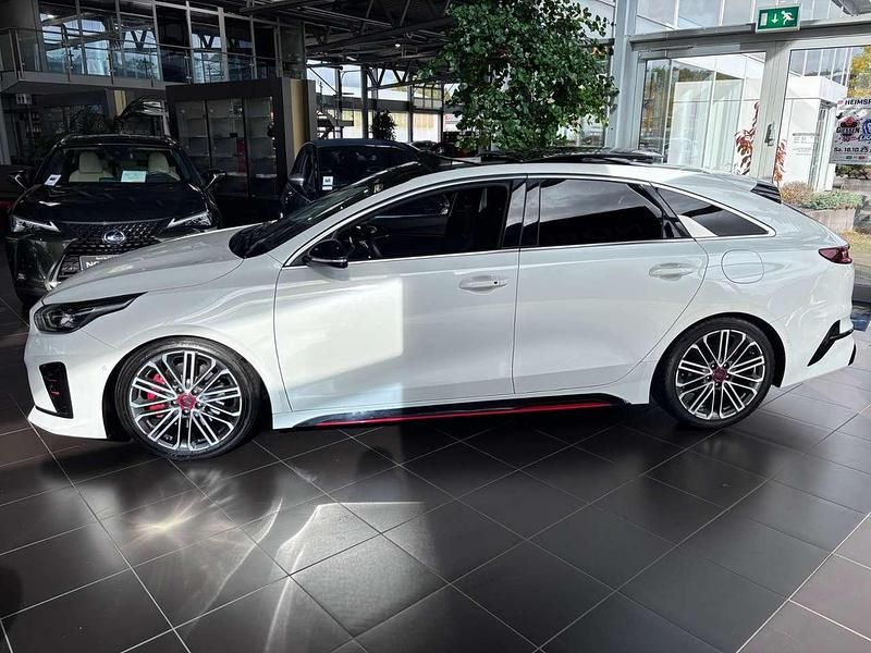 Gebraucht Kia ProCeed GT 204 PS (150 kW) 2020 Deluxe white Kombi