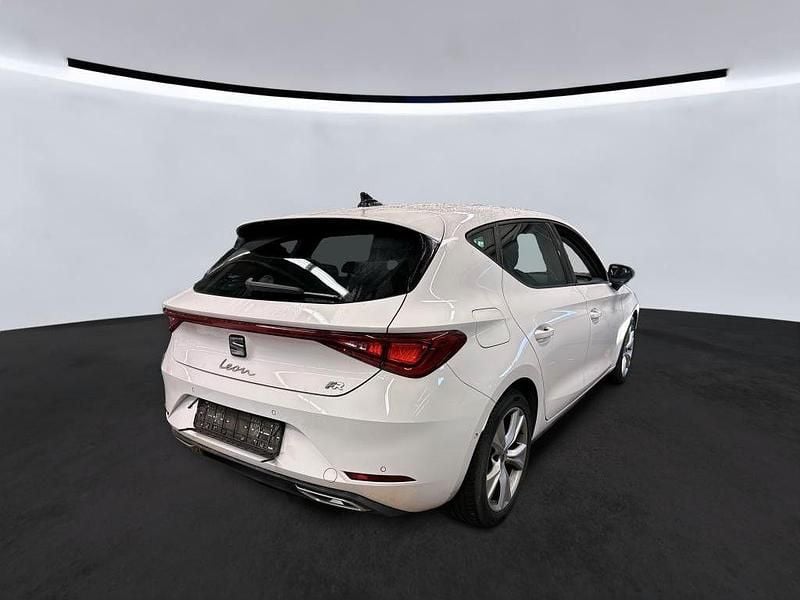 Gebraucht Seat Leon FR 150 PS (110 kW) 2023 Weiß Limousine