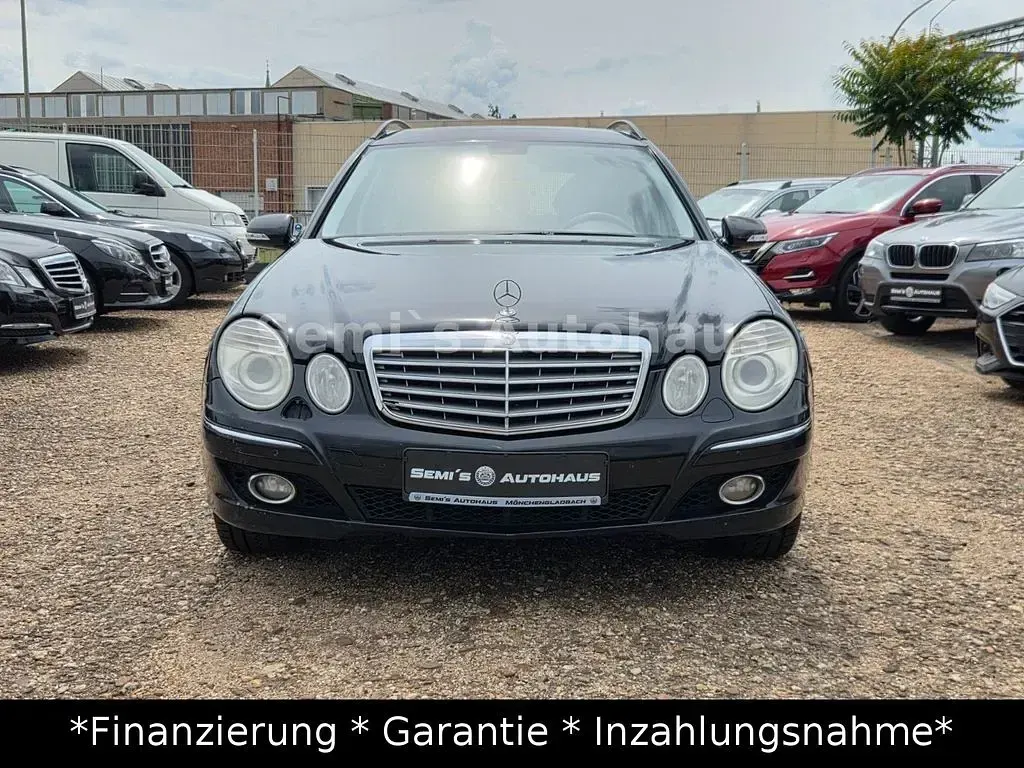 Gebraucht Mercedes E280 190 PS (139 kW) 2008 Schwarz Limousine
