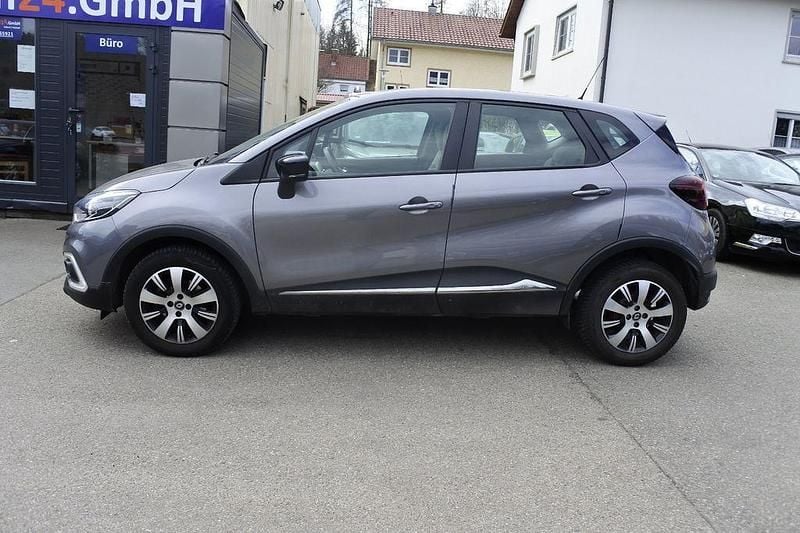 Gebraucht Renault Captur Experience 118 PS (86 kW) 2017 Grau SUV