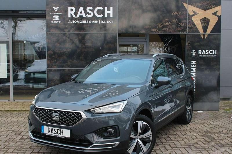 Grau Gebraucht 2021 Seat Tarraco SUV | 25.690 € (Fairer Preis) - Bild 1/4