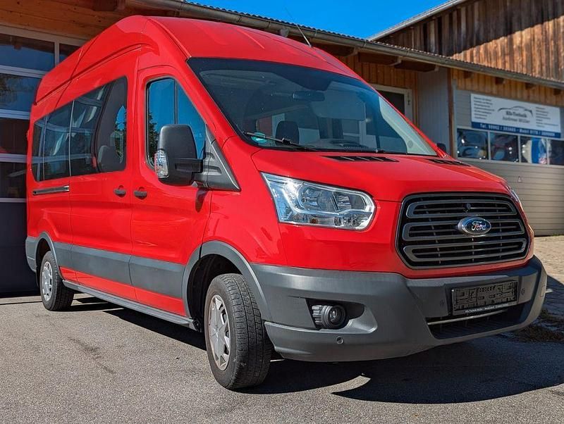 Second-hand Ford Transit 105 CP (77 kW) 2018 Roșu Monovolum