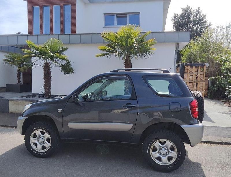 Gebraucht Toyota RAV4 125 PS (91 kW) 2005 Grau SUV