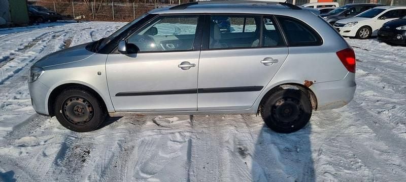 Gebraucht Skoda Fabia Ambiente 105 PS (77 kW) 2008 Silber Kombi