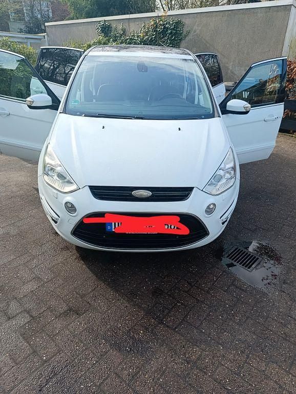 Gebraucht Ford S-MAX Titanium S 163 PS (119 kW) 2011 Weiß Van / Kleinbus