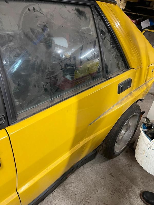 Gebraucht Lancia Delta 196 PS (144 kW) 1989 Gelb Kleinwagen