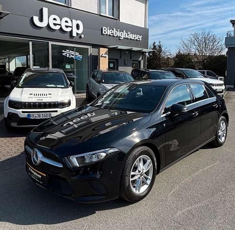 Gebraucht Mercedes A200 163 PS (119 kW) 2018 Schwarz Limousine