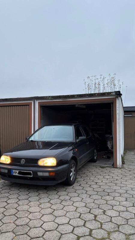 Schwarz Gebraucht 1996 VW Golf III Kleinwagen | 1.200 € (Fairer Preis) - Bild 1/4