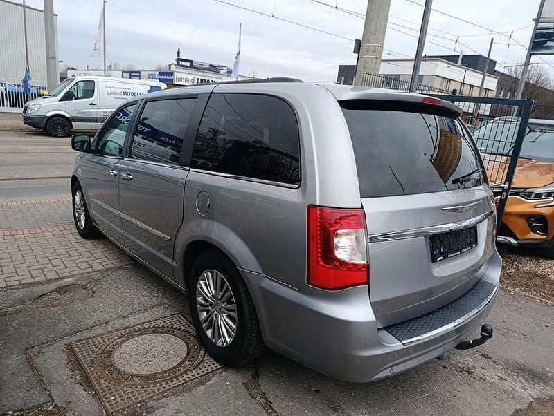 Gebraucht Chrysler Grand Voyager 287 PS (211 kW) 2013 Grau Van / Kleinbus
