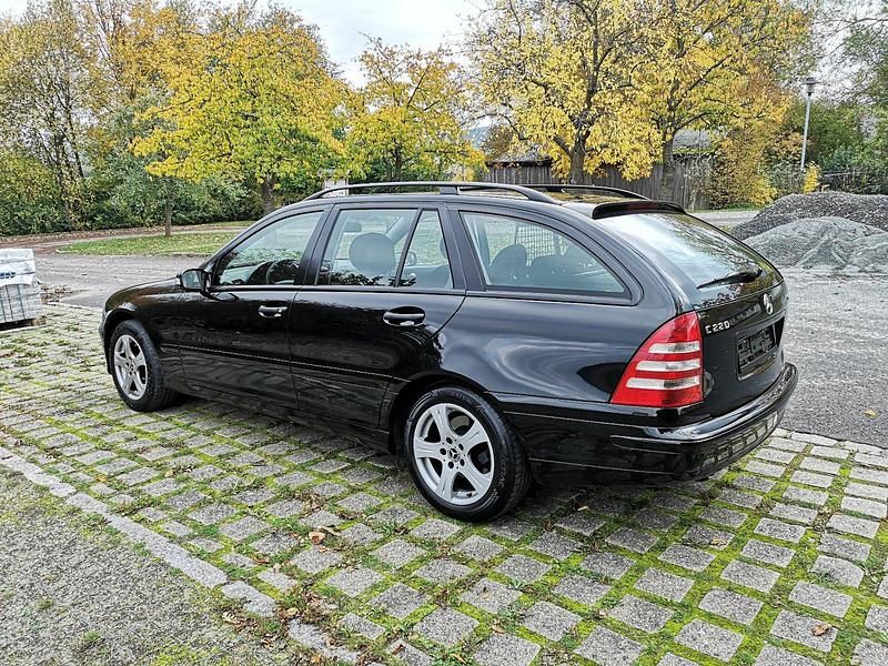 Gebraucht Mercedes C220 150 PS (110 kW) 2006 Schwarz Kombi