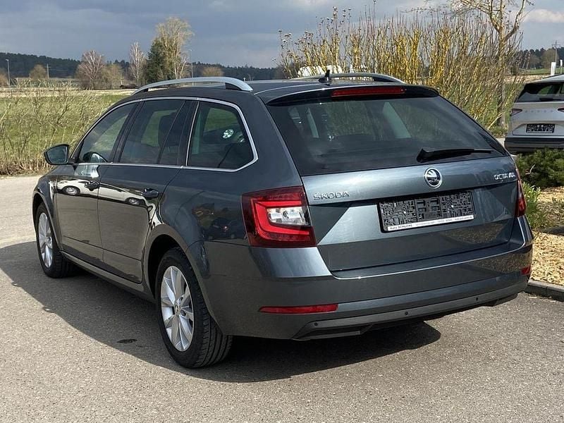 Gebraucht Skoda Octavia Style 150 PS (110 kW) 2020 Grau Kombi