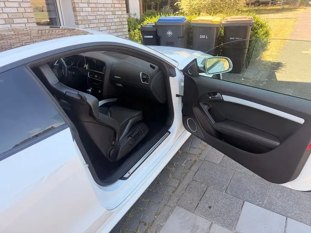 Gebraucht Audi RS5 Sport 450 PS (330 kW) 2013 Weiß Coupé