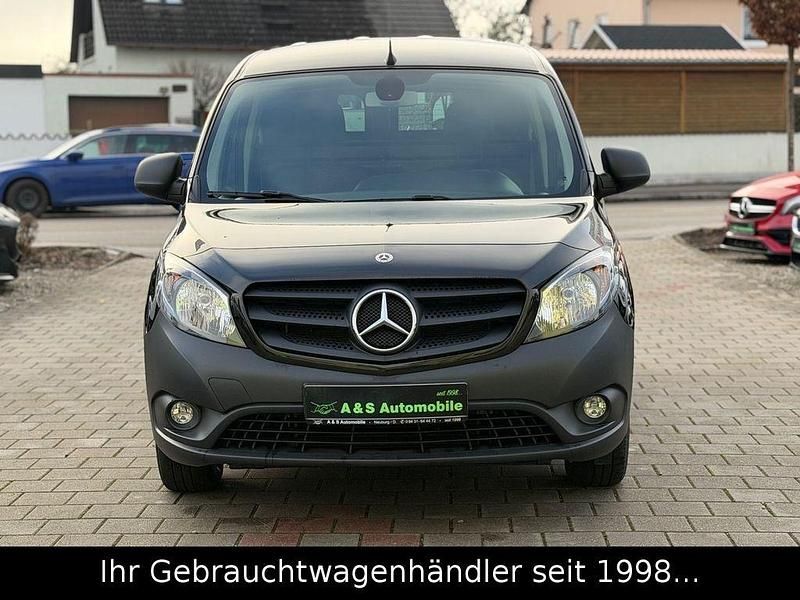 Gebraucht Mercedes Citan 111 116 PS (85 kW) 2021 Schwarz Van / Kleinbus