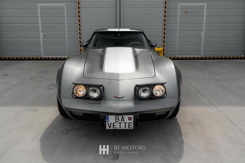 Second-hand Corvette Stingray 200 CP (147 kW) 1977 Gri