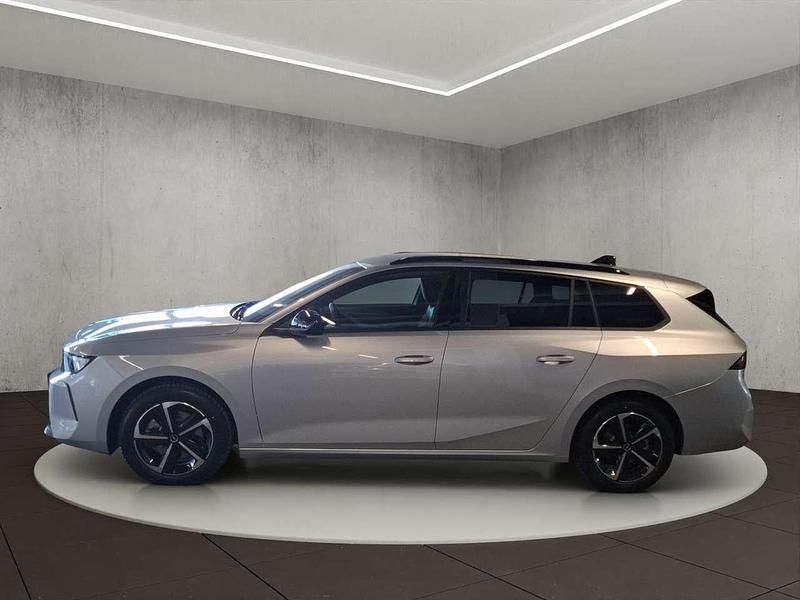 Neu Opel Astra Edition 145 PS (106 kW) 2026 Kristall silber (metallic) Kombi