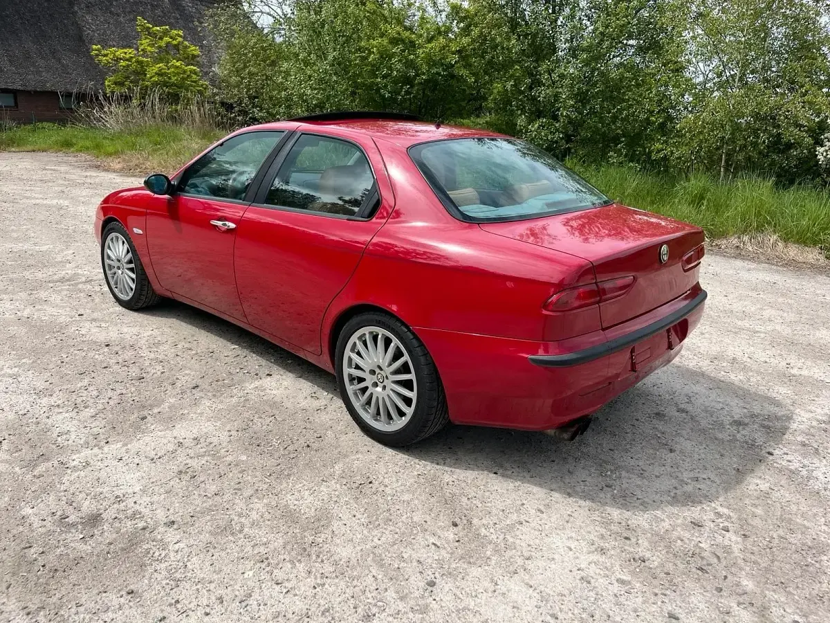 Occasion Alfa Romeo 156 150 ch (110 kW) 2000 Rouge Berline
