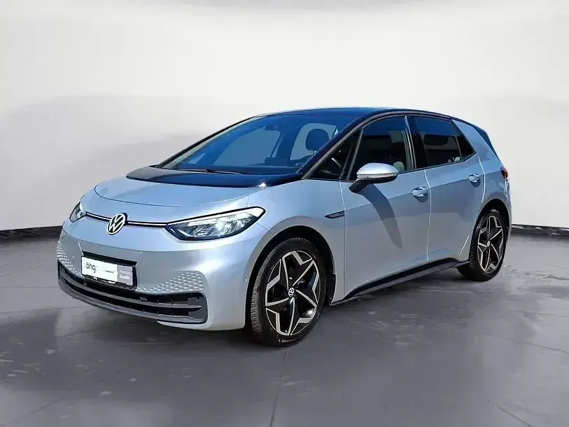 Gebraucht VW ID.3 Pro Performance 150 kW (204 PS) 2023 Scale silver metallic/schwarz Kleinwagen