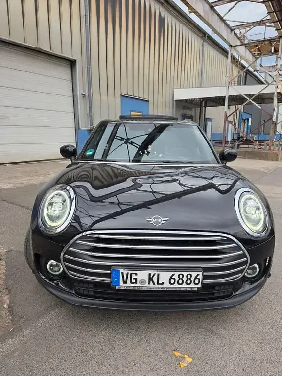 Gebraucht Mini Cooper Clubman Essential 136 PS (100 kW) 2020 Schwarz Kombi