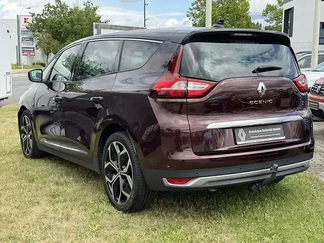 Gebraucht Renault Grand Scénic IV Techno 140 PS (102 kW) 2022 Rot Van / Kleinbus