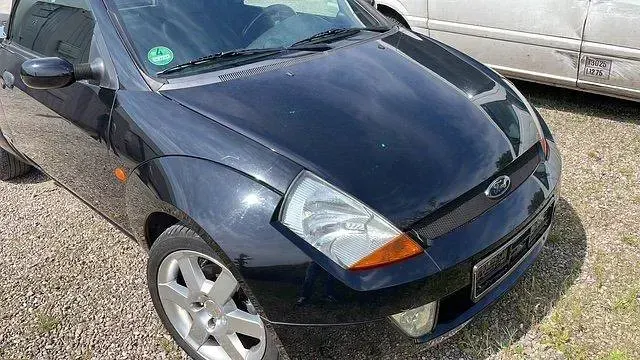 Gebraucht Ford StreetKa 95 PS (69 kW) 2004 Schwarz Cabrio