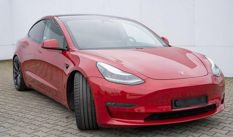 Gebraucht Tesla Model 3 Performance 355 kW (483 PS) 2019 Rot Limousine