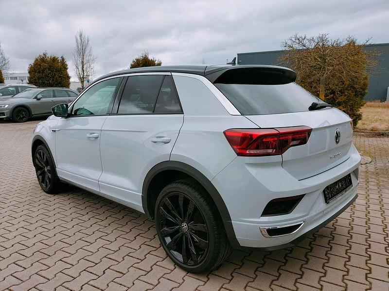 Gebraucht VW T-Roc Sport 150 PS (110 kW) 2021 White silver metallic SUV