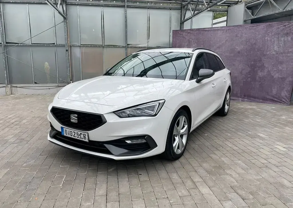 Gebraucht Seat Leon FR 150 PS (110 kW) 2021 Weiß Limousine