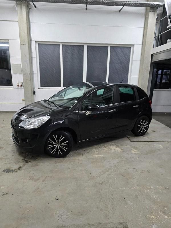 Schwarz Gebraucht 2011 Citroën C3 Kleinwagen | 3.000 € (Fairer Preis) - Bild 1/4