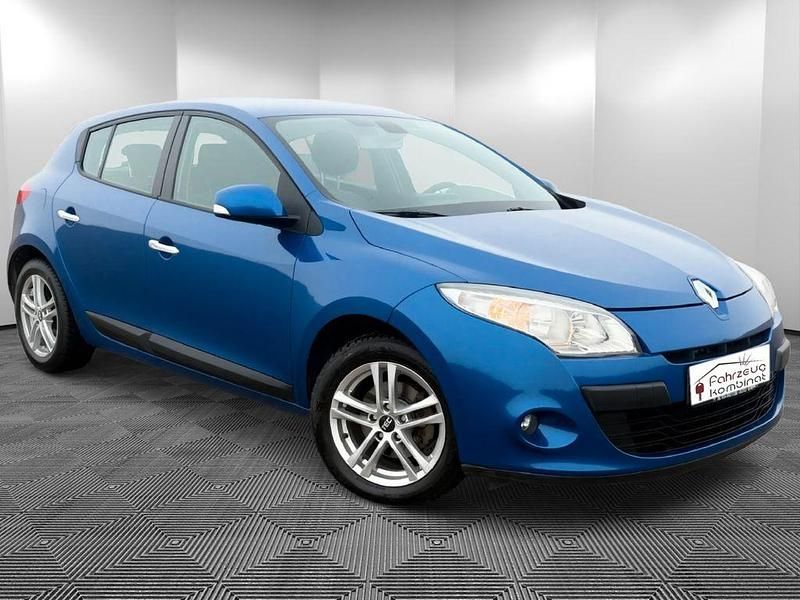 Gebraucht Renault Mégane Dynamique 110 PS (80 kW) 2010 Blau Limousine