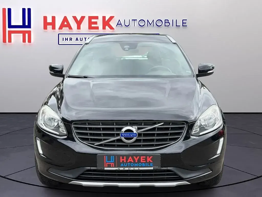Gebraucht Volvo XC60 Ocean Race 190 PS (139 kW) 2016 Schwarz SUV