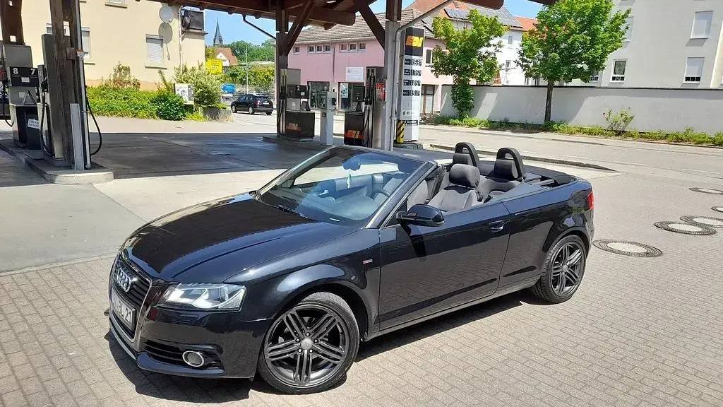 Gebraucht Audi A3 Cabriolet S-Line 105 PS (77 kW) 2012 Schwarz Cabrio