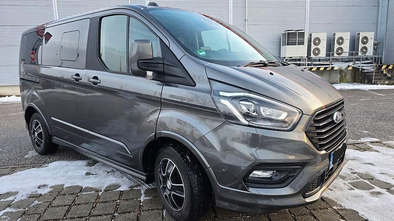 Grau Gebraucht 2021 Ford Tourneo Sport Van / Kleinbus | 33.500 € (Guter Preis) - Bild 1/4