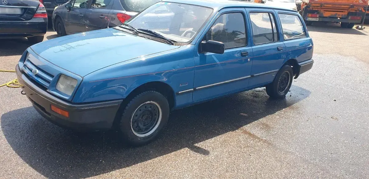 Gebraucht Ford Sierra 75 PS (55 kW) 1986 Blau Kombi