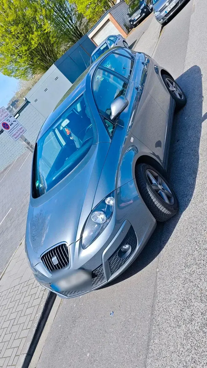 Occasion Seat Altea 75 ch (55 kW) 2014 Argent Berline