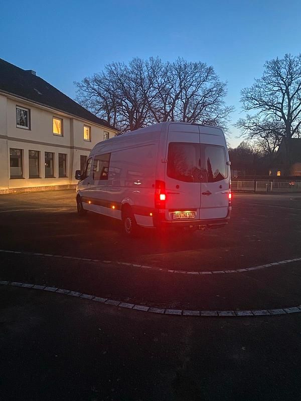 Gebraucht Mercedes Sprinter 130 PS (95 kW) 2011 Weiß Van
