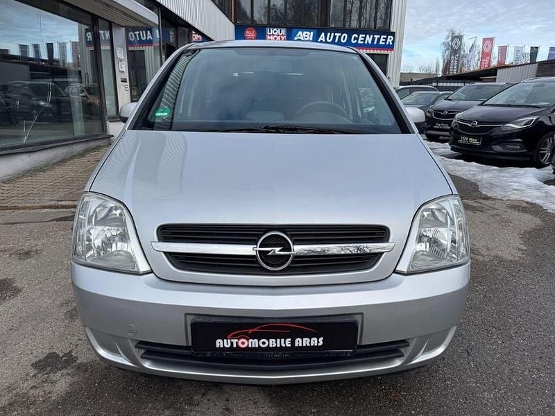 Gebraucht Opel Meriva Enjoy 87 PS (63 kW) 2004 Silber Van / Kleinbus
