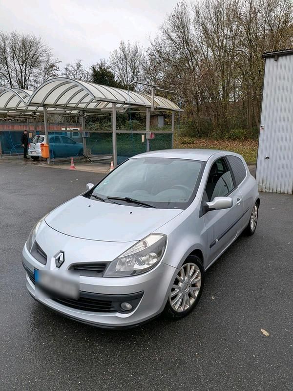 Grau Gebraucht 2006 Renault Clio III Kleinwagen | 800 € - Bild 1/4