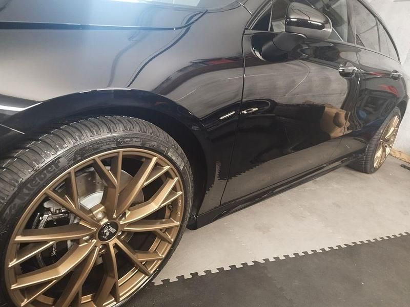 Schwarz Gebraucht 2025 Mercedes CLA200 Shooting Brake Kombi | 41.500 € (Teuer) - Bild 1/4